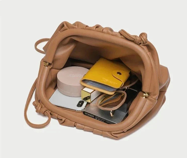 Small Ana Pouch Bag