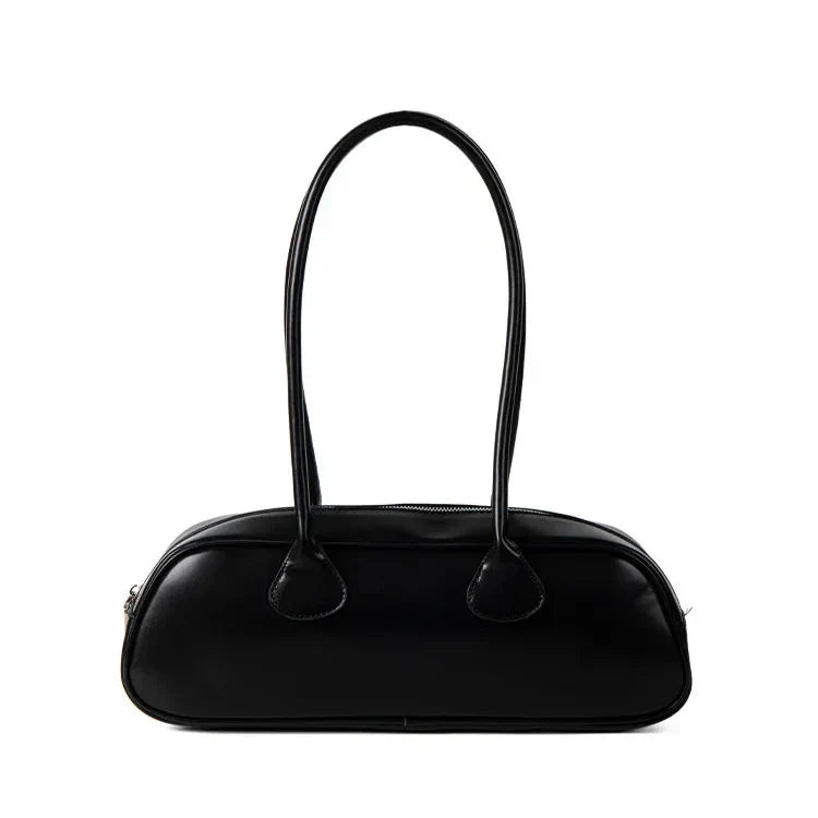 Malu Maxi Baguette Bag