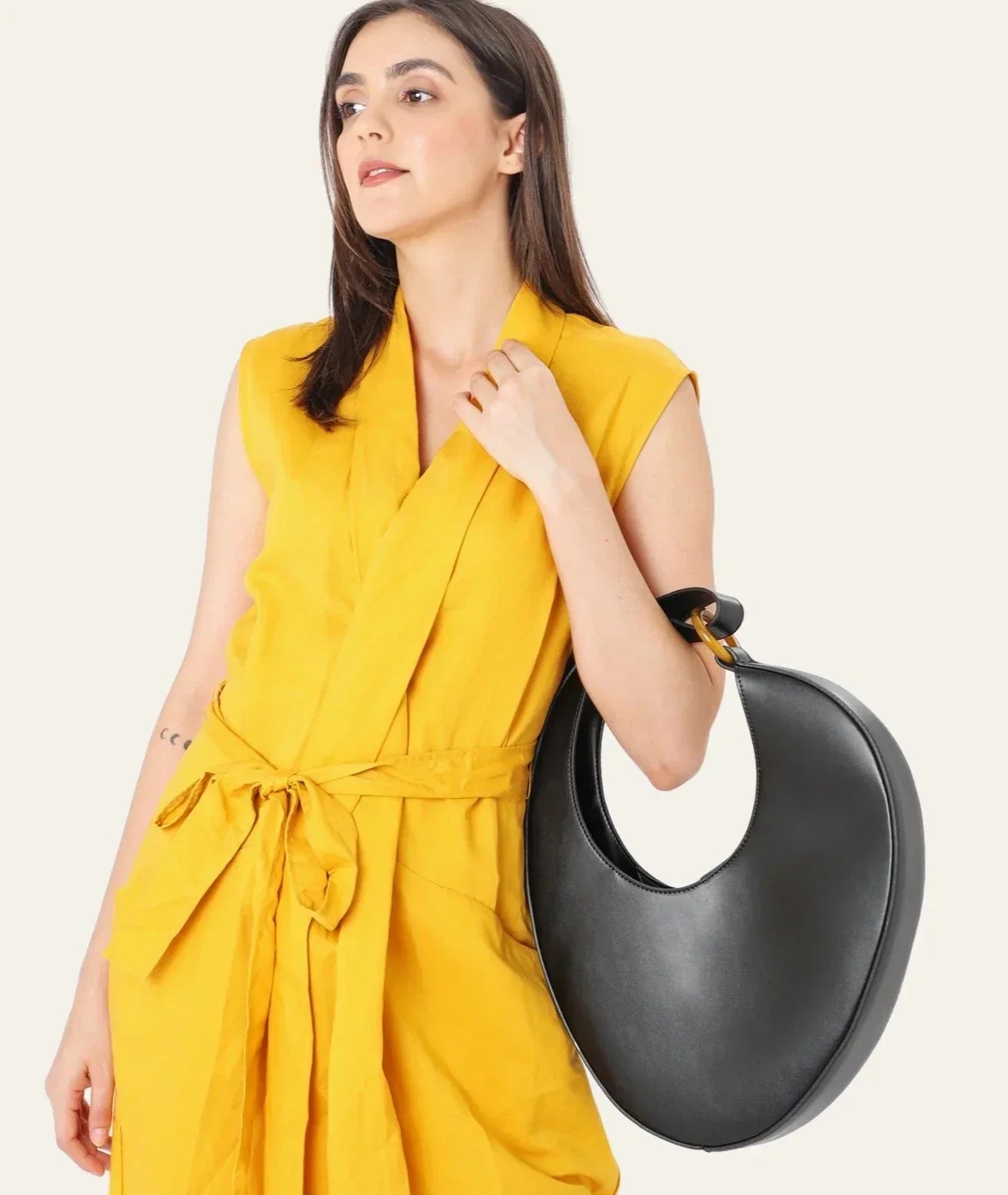 Cris Oval Bag