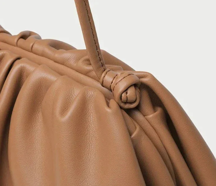 Small Ana Pouch Bag