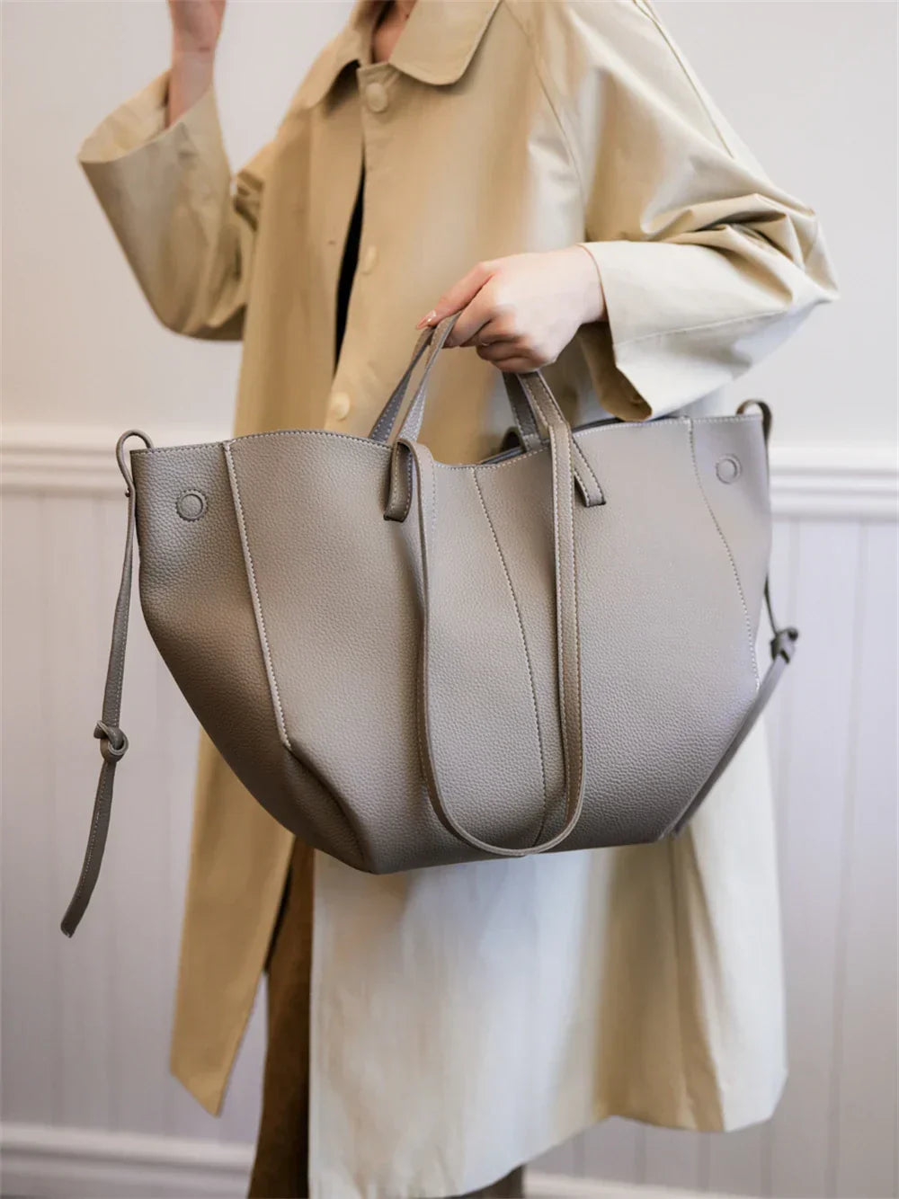Large Maíra Tote Bag
